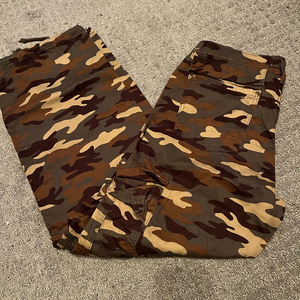 Camo levis